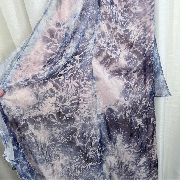 Foxiedox maxi dress with low neck - Picture 10 of 12